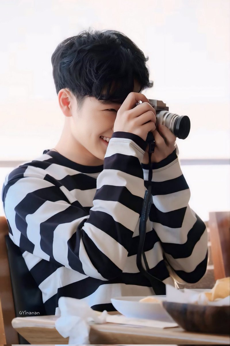 GYinanan's tweet photo. ถ่ายรูปให้ถูกใจ ยังไงคนในเลนส์ก็ ต้องเป็นเธอ 📷😘

(รูปเก่ามาเล่าใหม่ เจอพี่วอร์ครั้งแรก)

@warwanarat #warwanarat W.wanarat #หยิ่นวอร์ https://t.co/mk7sSbX3v5