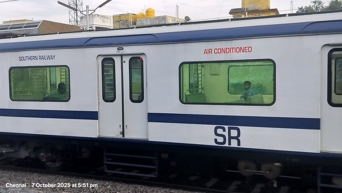 dayatiger197312's tweet image. Today peak hour #Empty #AC_EMU train at Chetpet Station towards ChennaiBeach.
Running AC EMU with high Single Journey fare is of no use to #Passengers
@AshwiniVaishnaw
Reduce the Single Journey AC EMU fare at par with ChennaiMetro Fare or 25% above MonthlySeason Ticket AC EMUFare