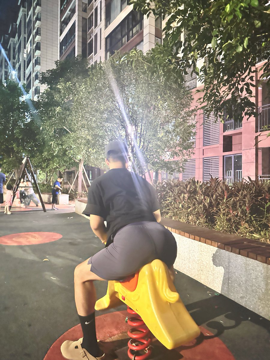 十五的月亮十六圆🌕