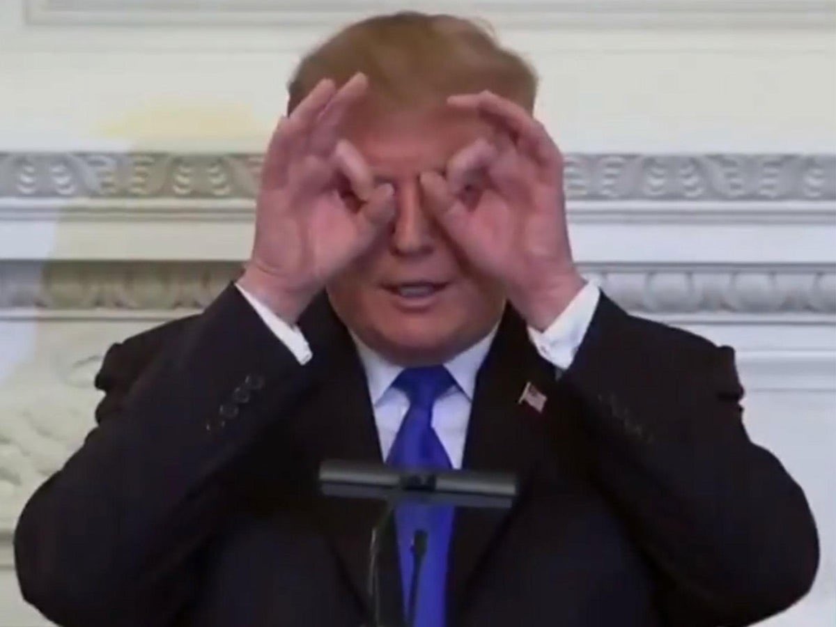 AntiTrumpCanada tweet picture