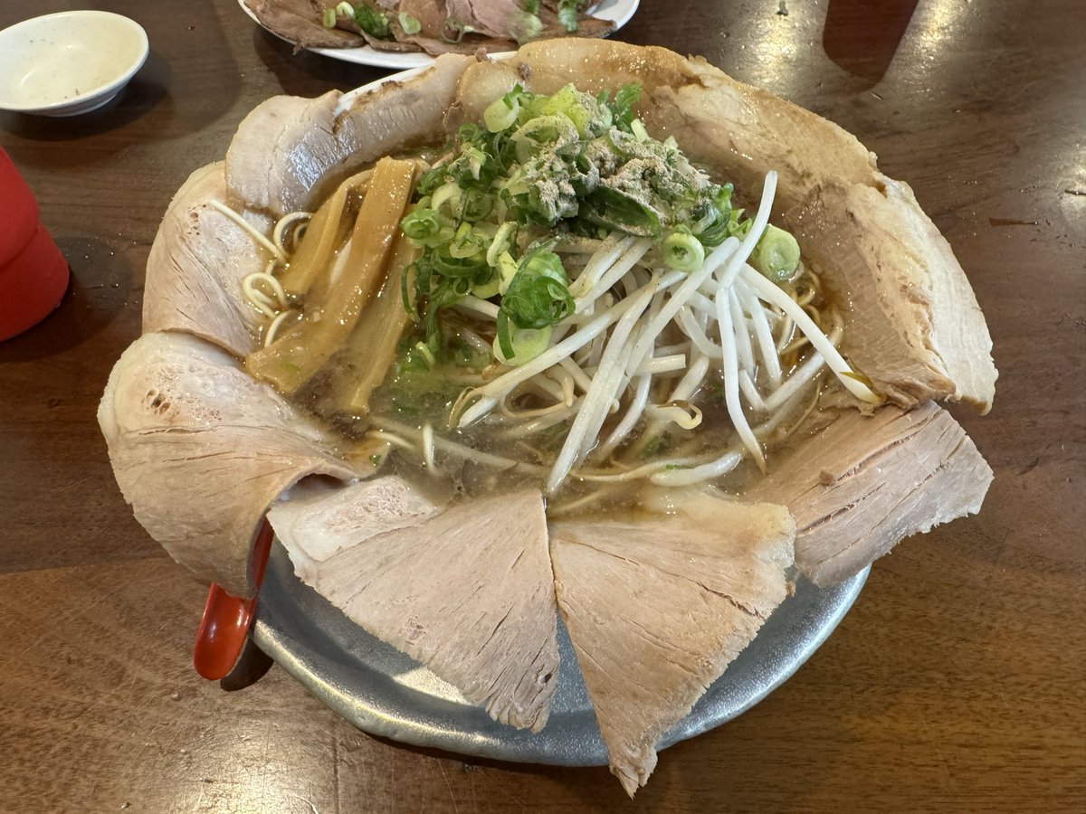 tantan_python's tweet image. 仕事終わって高速飛ばして神戸へ
ラーメン食いに来たのが目的じゃないっすよ
