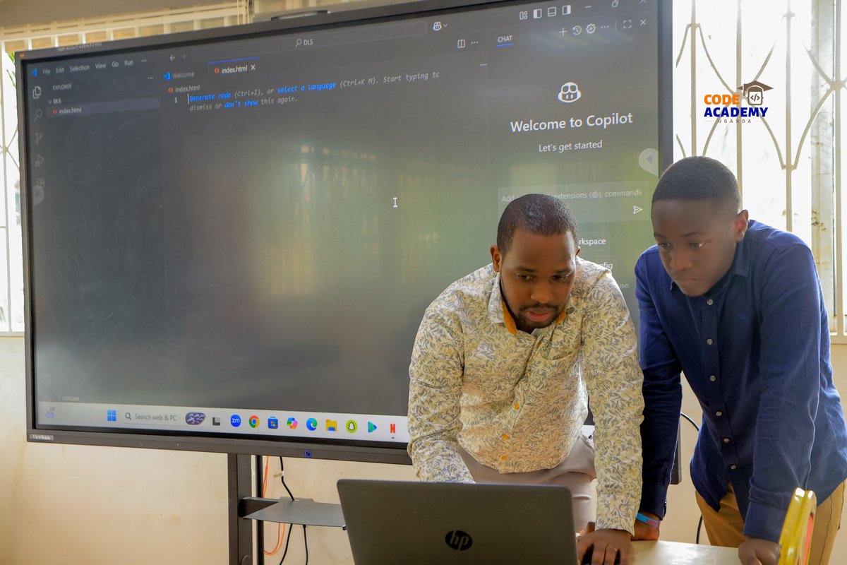 code_academy_ug's tweet image. Watch your child build robots, design games, and bring ideas to life through code! #RoboticsForKids #CodeAcademyUganda #FutureEngineers #HandsOnLearning