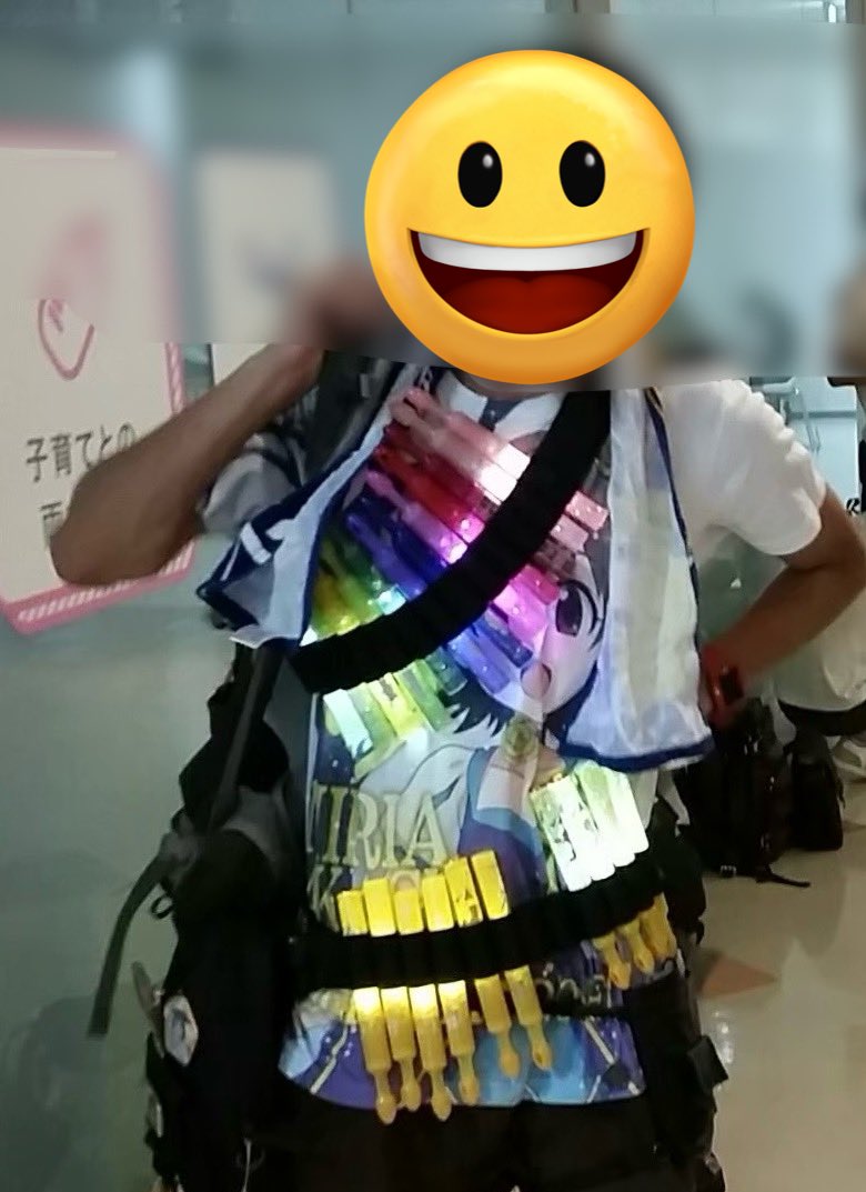 毎ライブ体中にペンライトまとって光り輝いてた数年前の俺へ、お前が書く曲MOIWで流れるぞ