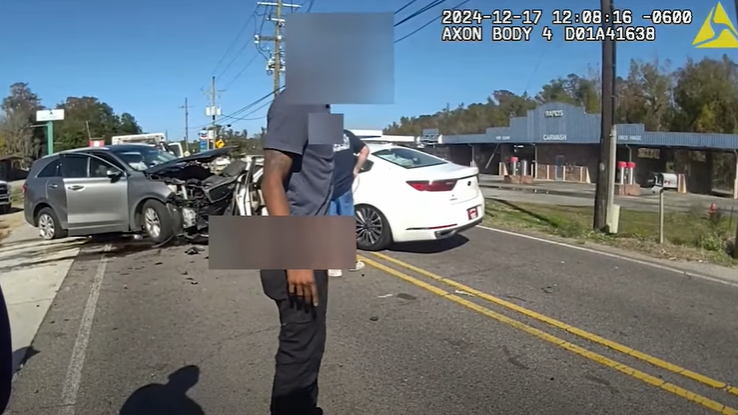 WATCH: LSP releases new video evidence in deadly crash, Kyren Lacy case wafb.com/2025/10/07/lsp…