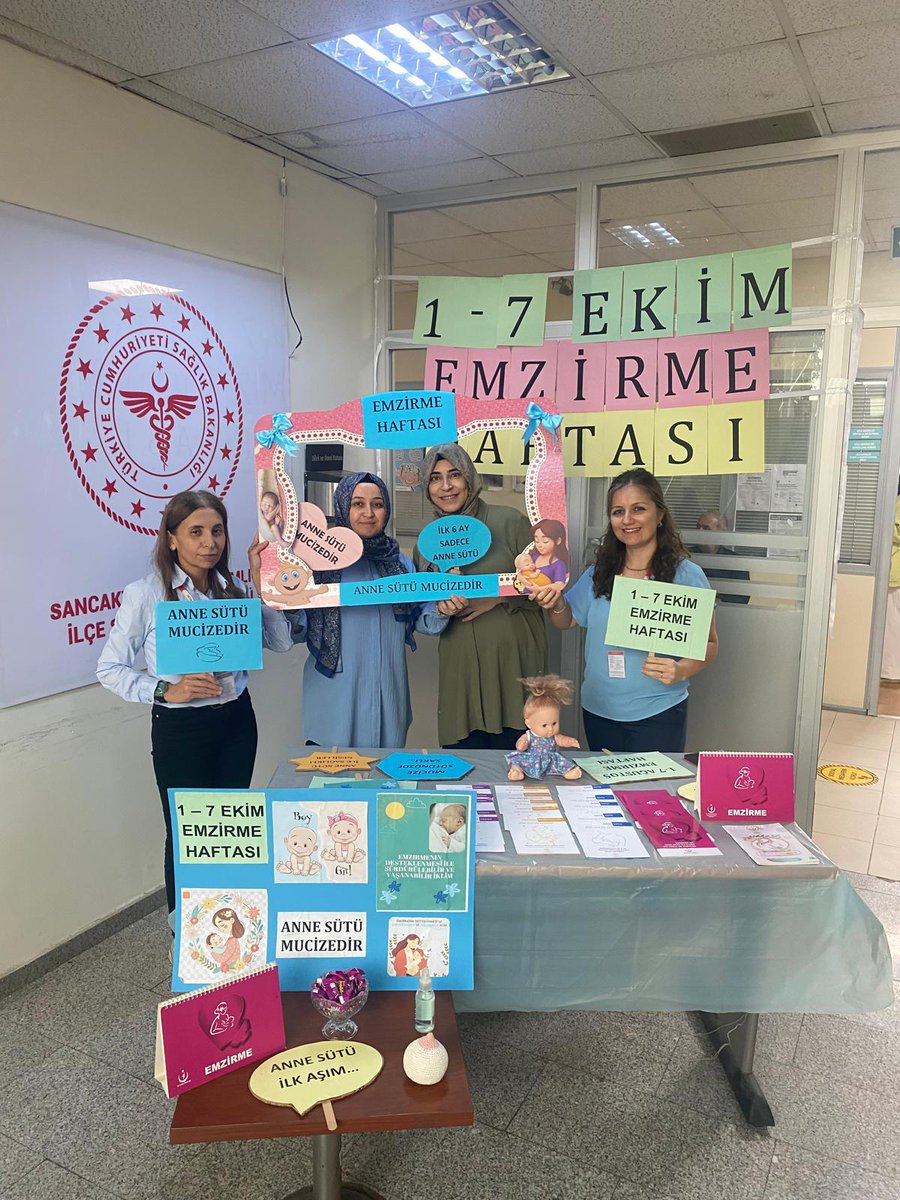 Sancaktepe İlçe Sağlık Müdürlüğümüzce 1-7 Ekim Emzirme Haftasında müdürlüğümüz çalışanlarına ve ziyaretçilerimize  bilgilendirmeler yapılmıştır.
-Bebeğinizin ilk 6 ay ihtiyacı olan TEK besin ANNE SÜTÜDÜR,
-Anne sütü bebeğinizin bağışıklığını güçlendirir,
-Anne sütü bir hazinedir,