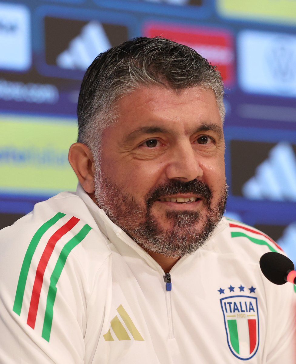 Azzurri_En's tweet photo. The Boss 🎙️🇮🇹

#Nazionale #VivoAzzurro https://t.co/CAgQBIIuqc