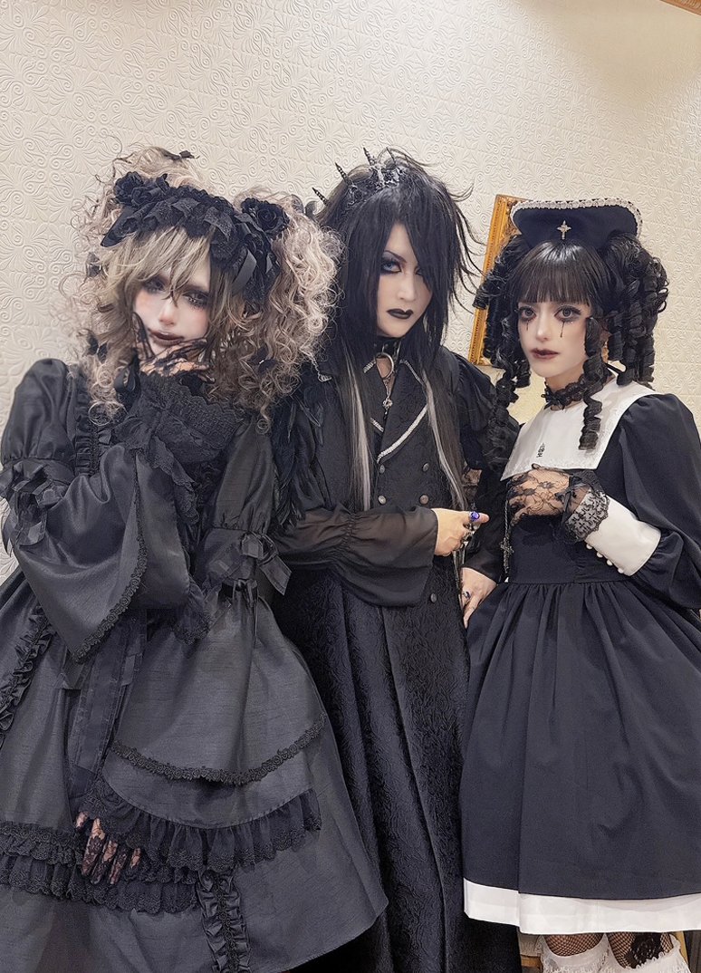 ぴ*よ様 杙凪 チェキ Moi-même-Moitié 幻想会 Moi-même-Moitié on X: 