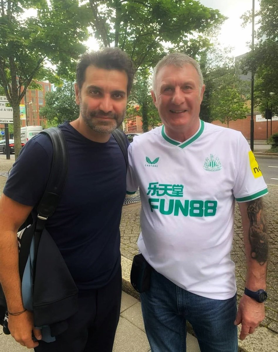 Me too 🖤🤍🖤🤍