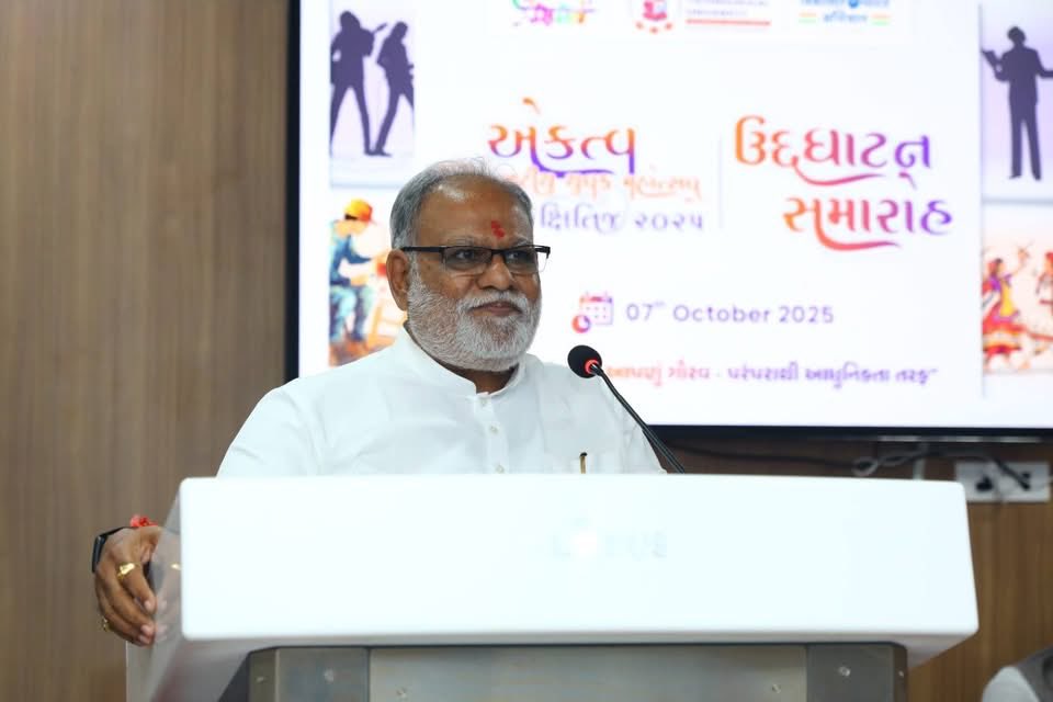 harshadpatelmla's tweet image. આજ રોજ ચાંદખેડા ખાતે આવેલ ગુજરાત ટેકનોલોજીકલ યુનિવર્સિટી દ્વારા “એકત્વ – 13મો જીટીયુ યુવક મહોત્સવ ક્ષિતિજ 2025” ના ભવ્ય ઉદ્ઘાટન સમારોહ નું આયોજન કરવામાં આવ્યું હતું જેમાં ઉપસ્થિત રહેવાનો અવસર મળ્યો હતો.
કાર્યક્રમ દરમ્યાન જીટીયુ ના વાઈસ ચાન્સેલર શ્રીમતિ ડૉ. રાજુલ ગજ્જર, હતા