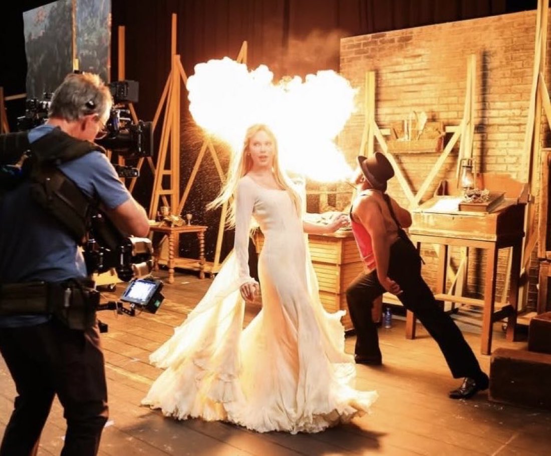 I’ve never felt this good about a Taylor album before. The critics used to affect my mood with their harsh takes (i was sensitive), but this time it’s different. I truly don’t care. Nothing they say can stop this album from smashing and dominating.