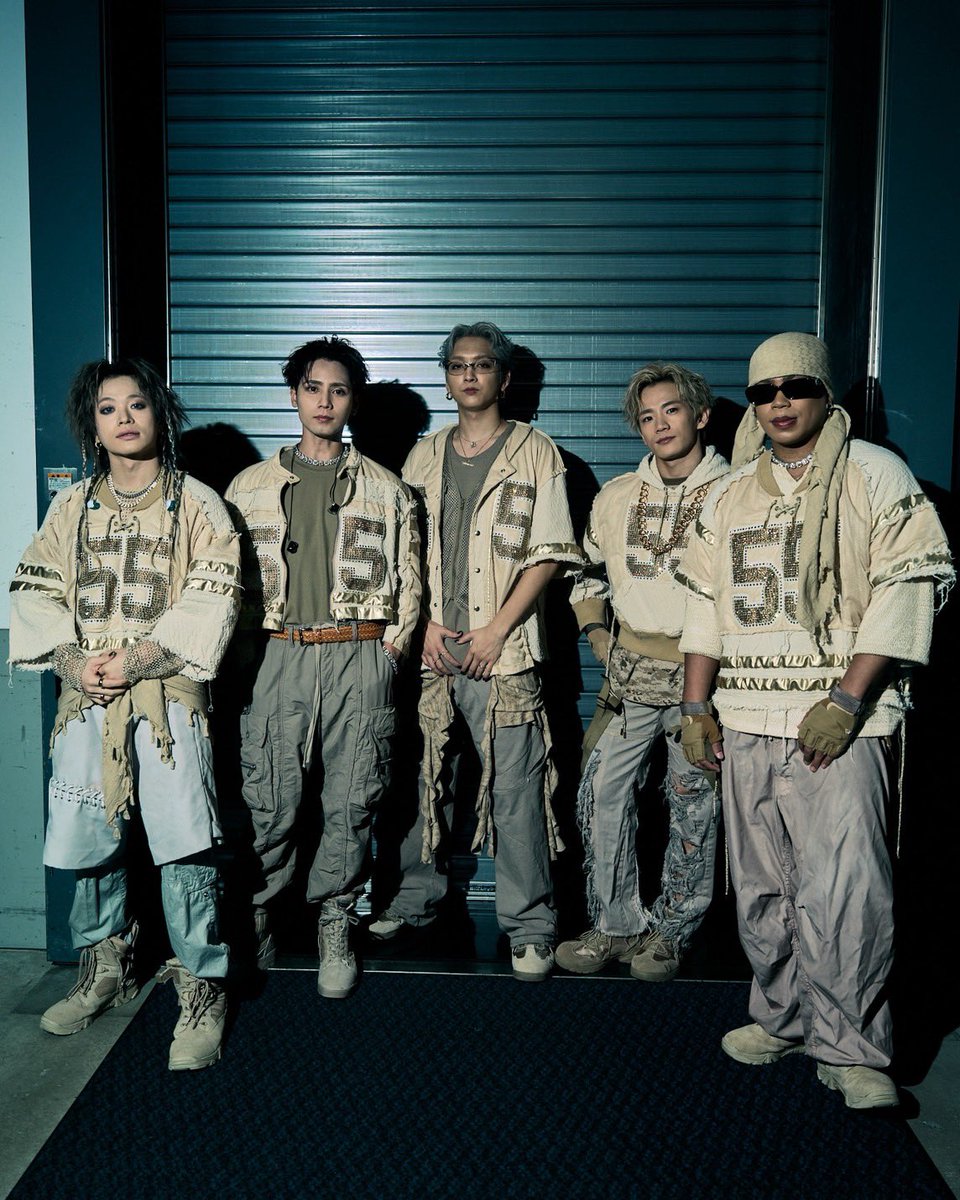 ma55iveofficial's tweet image. 𝐌𝐀𝟓𝟓𝐈𝐕𝐄 𝐓𝐇𝐄 𝐑𝐀𝐌𝐏𝐀𝐆𝐄 
𝟐𝐧𝐝 𝐋𝐈𝐕𝐄 𝐓𝐎𝐔𝐑 𝟐𝟎𝟐𝟓 “𝐌𝟓𝐕&quot;
〜𝐄𝐌𝐏𝐈𝐑𝐄 𝐂𝐎𝐃𝐄〜

🏰𝐓𝐇𝐀𝐍𝐊 𝐘𝐎𝐔 𝐓𝐎𝐊𝐘𝐎👑

NEXT▶️10.09 SHIZUOKA

#MA55IVE #THERAMPAGE 
#EMPIRECODE