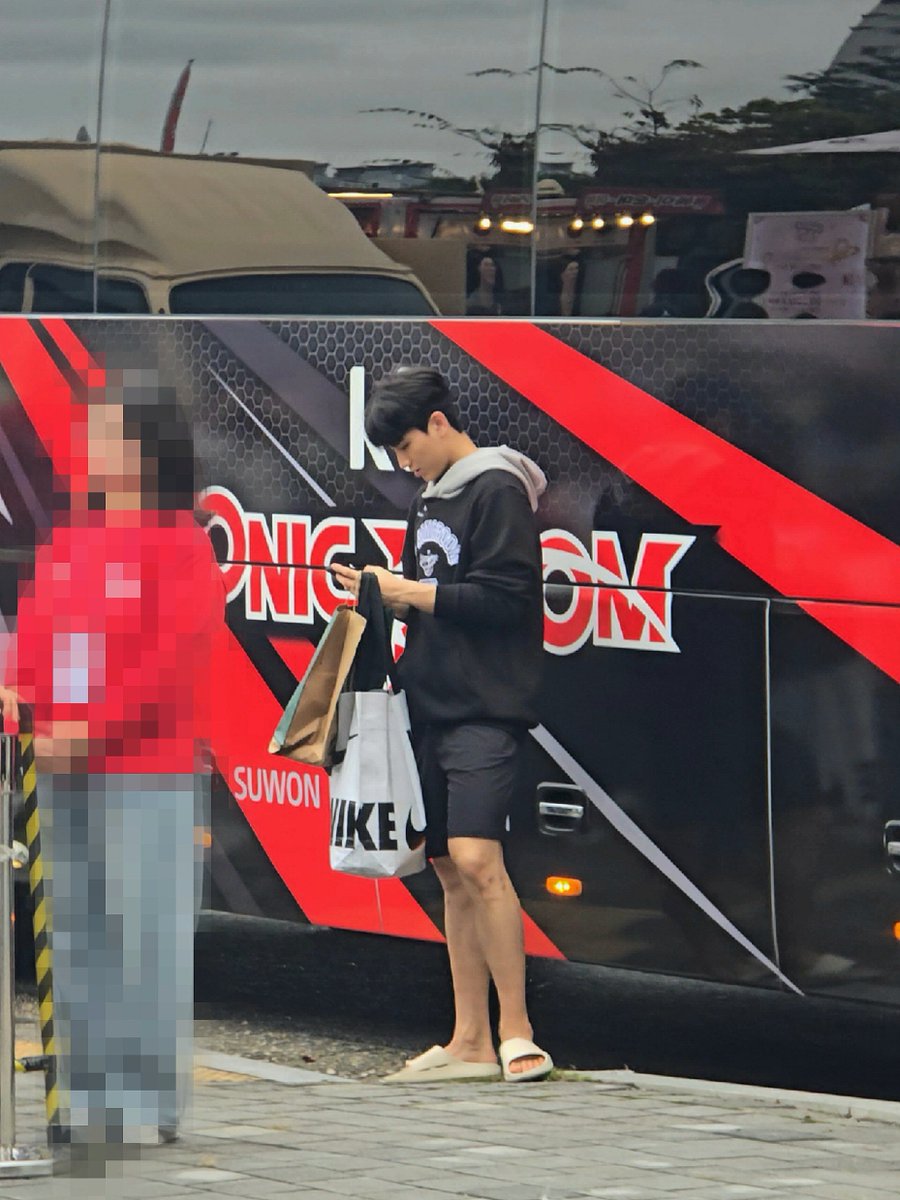 오늘같은착장 계속되길