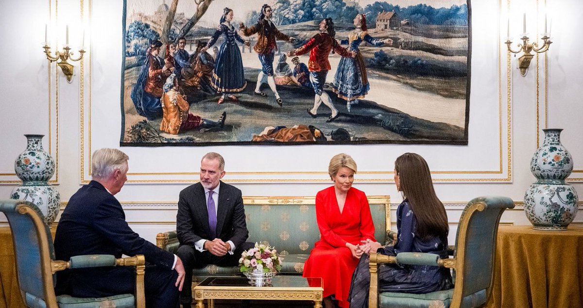 🎬 Los Reyes inauguran en Bruselas el festival Europalia, dedicado este año a España, donde podrá verse la instalación audiovisual 'Tauromaquia', una pieza inédita e inmersiva del director Albert Serra.

La obra, creada a partir del material rodado junto al torero Pablo Aguado