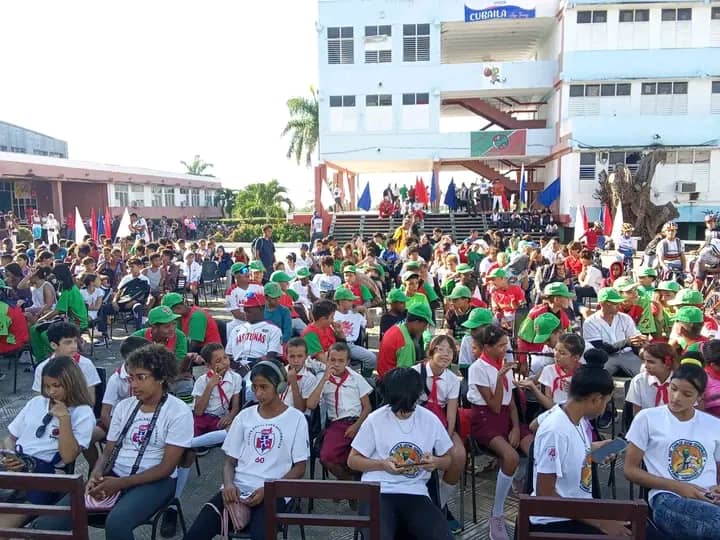 FEEM de Cuba ✌️🇨🇺 tweet media