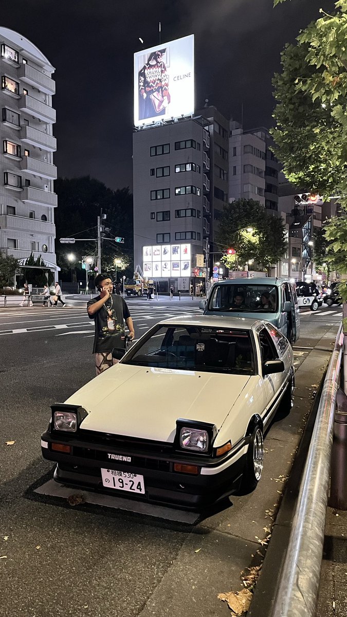 __32ui's tweet photo. SHIBUYA https://t.co/N6V5LFlfbk