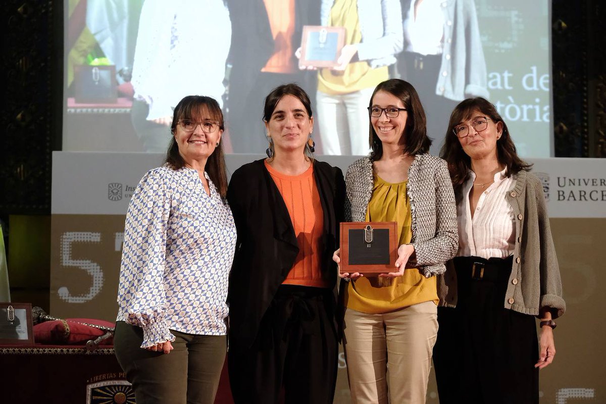 recercauniscat's tweet photo. 📍 Inauguració oficial del curs universitari 25-26 a la UB

📢 Durant l'acte, la consellera Núria Montserrat lliura les distincions Jaume Vicens Vives i les mencions Maria Encarna Sanahuja Yll

🎓Els guardons reconeixen la qualitat i excel·lència docent a persones i entitats https://t.co/2OvHA6j5Rg