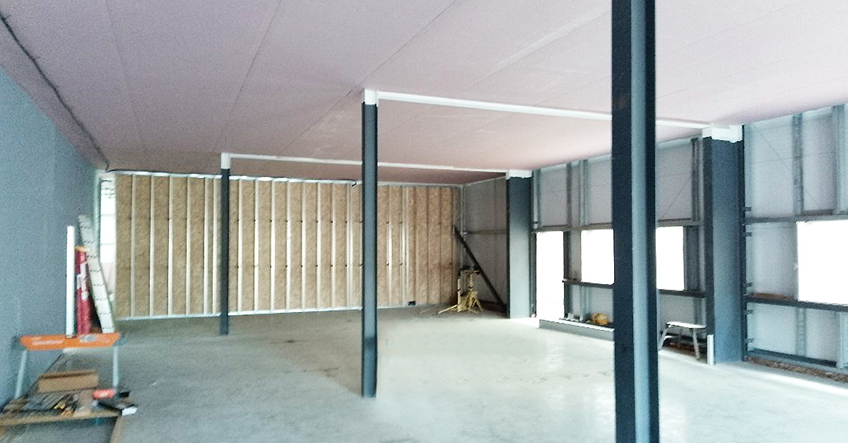 KentStructures's tweet image. Solid progress at our Opak site in #Ashford! Roof and external cladding works complete. Drainage and hard standing all done. Interior also taking shape. Thank you to everyone involved on this project - you are doing an amazing job. #siteworks #construction #commercial  #Kent