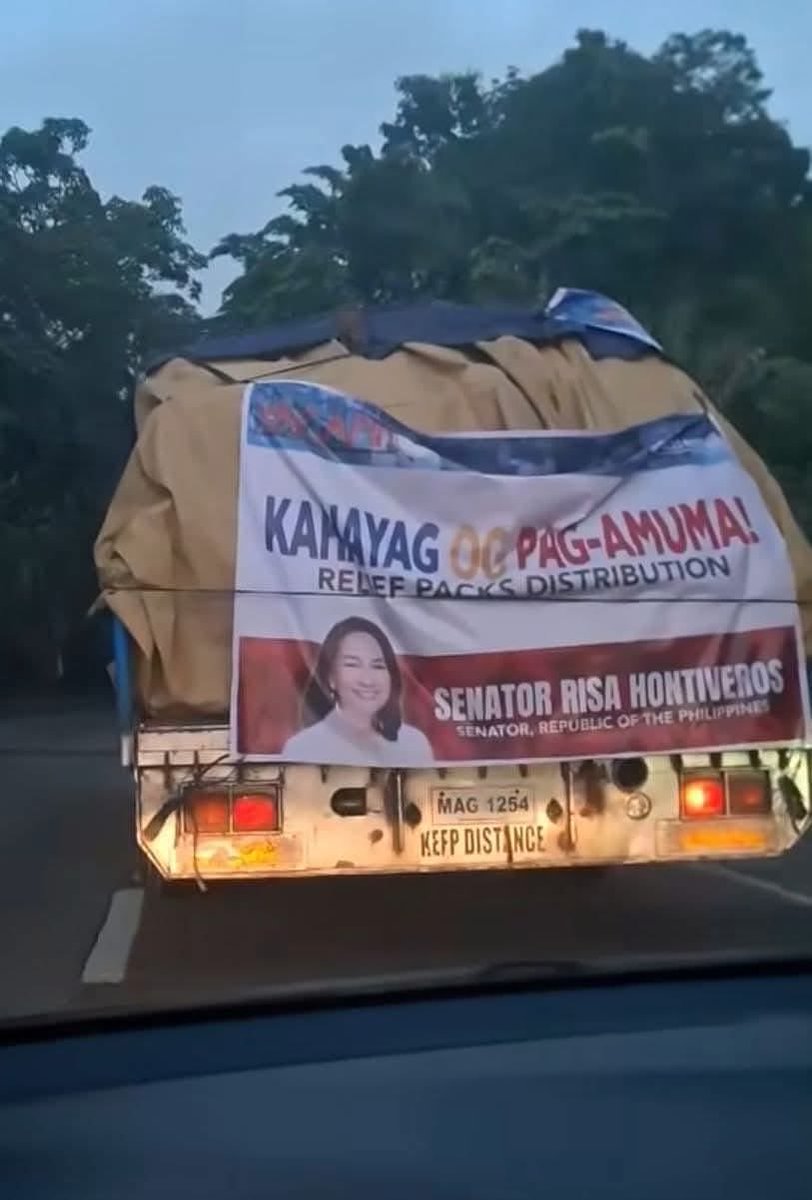 JakeDiokno's tweet photo. @elyzdiola26 @JMRivLegaz @indaysara Dagdag mo pa to sa resibo. Hahahahaha tan witness queen https://t.co/qrZEZm2Mfo