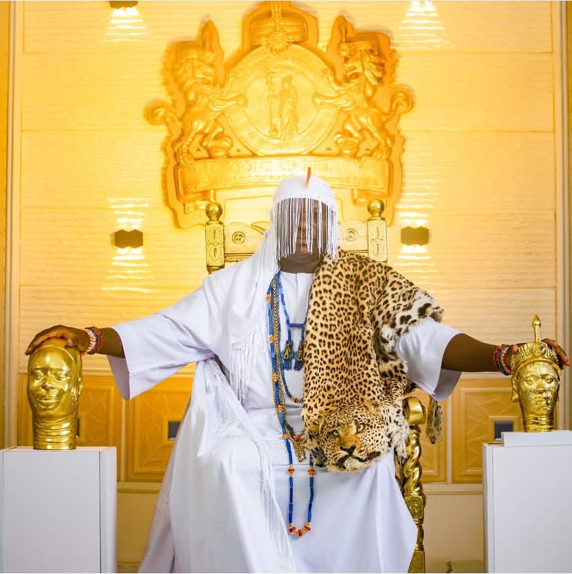 What’s the Yorùbá word for “throne”?