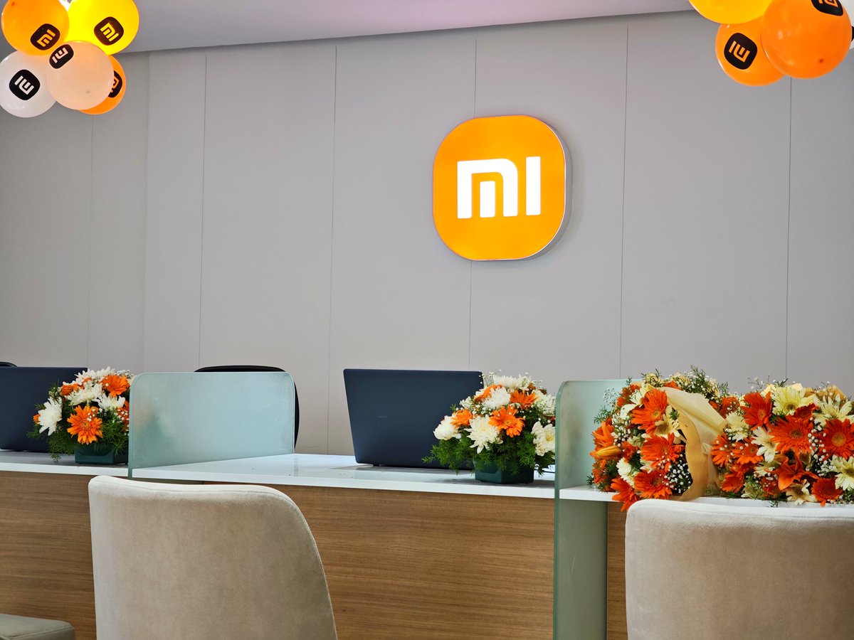 sandeep9sarma's tweet image. Introducing @XiaomiIndia &apos;s new Premium Service Centres. Service x Experience.

⚡ 95%+ repairs within 24 hrs
📱 Backup phone if it takes longer than 2 hrs
♻️ Paperless
✨ Explore &amp;amp; buy Xiaomi devices under one roof

#XiaomiCare #XiaomiPremiumServiceCentre