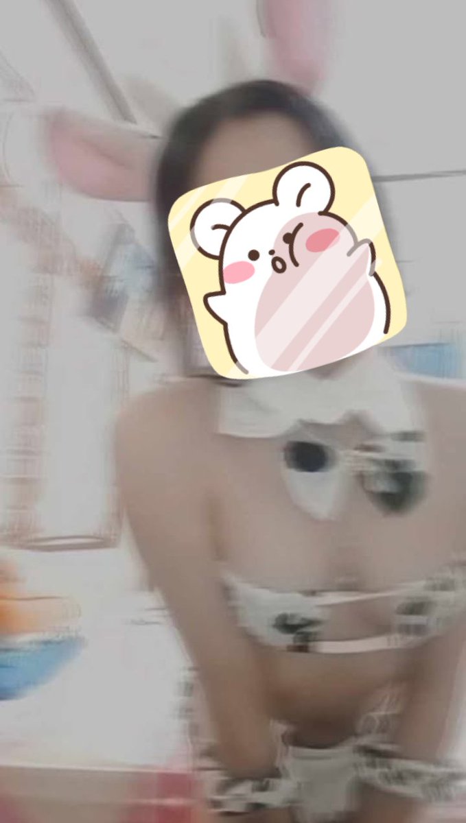 Noomiki07's tweet photo. พอจะเป็นลูกวัวให้ใครได้บ้างไหม>< https://t.co/CxjFIGDn3D
