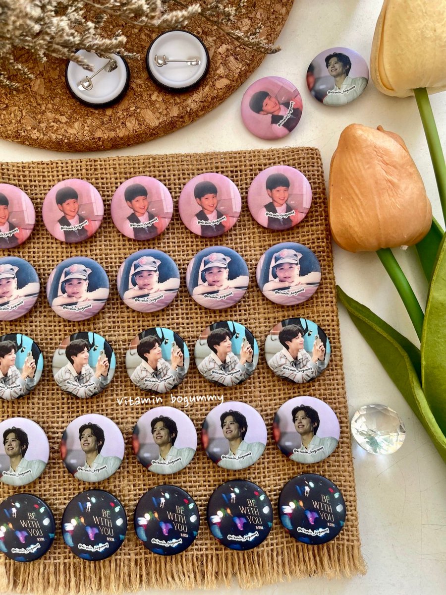 vitamin_bogummy's tweet image. #Encore PARK BO GUM 2025 FAN MEETING TOUR [BE WITH YOU] FINAL IN SEOUL 🇰🇷

박보검 팬미팅 서울 공연을 위해 작지만 소중한 나눔 이벤트를 준비했어요.
기쁜 마음으로 준비했으니, 많은 관심과 참여 부탁드립니다🫶

📅 일정 : 10월 11일 
🎁 수량 :
🩵거울 세트 2:1 25개
🩵뱃지 + 스티커 세트…