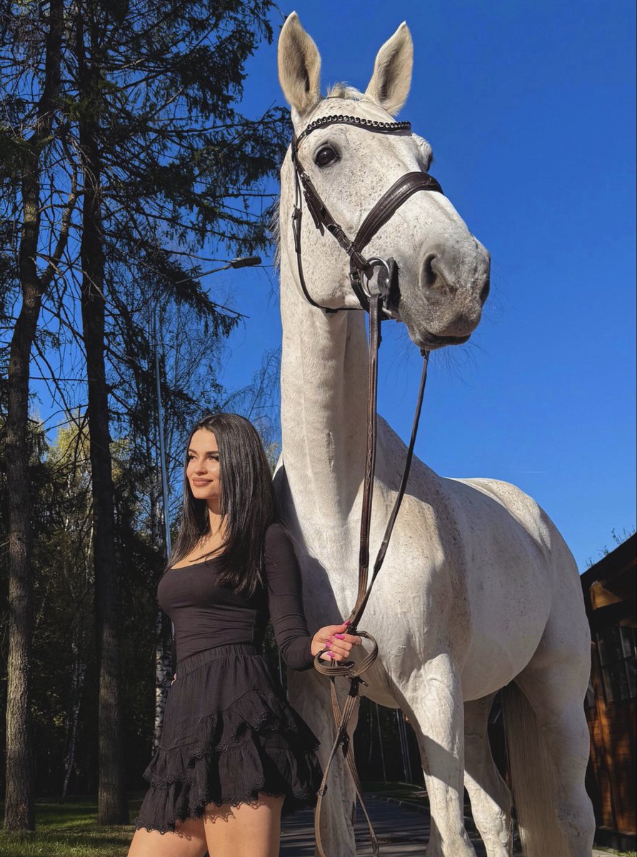 🩵✨ Inspiration 🩵✨

A dream is fuel for our soul. They inspire us to move forward, set goals and strive to achieve them🩵

The photo was on another site, I decided to move it to Objkt🩵

✨1/1

✨40 XTZ

📍Link below:👇🏻

objkt.com/tokens/KT1WiZL…