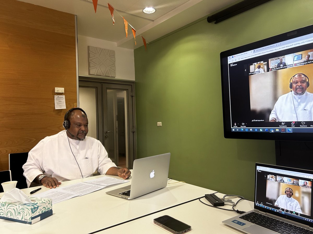 <a href="/MinBZ/">Ministerie van Buitenlandse Zaken</a> 📸 Snapshots from the #CBISustainableBusinessAward! 🌍

We were glad to have Salid NFL <a href="/SalidA53886/">Salid Agriculture</a> and Agriable with us at the Embassy as we celebrated African businesses driving sustainable growth. 💚

Congratulations to <a href="/SemhalGuesh/">Semhal Guesh</a> of
Kabana Design on the win! 👏