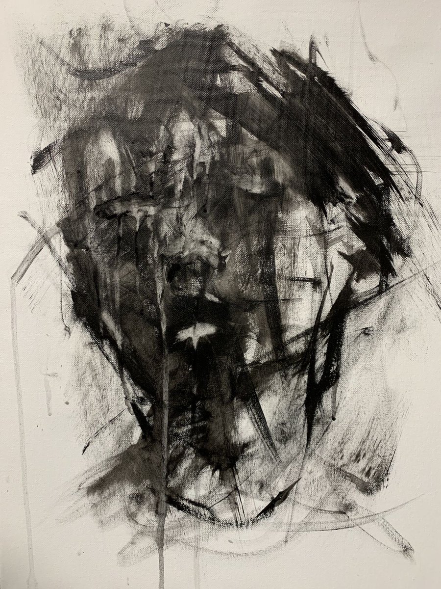 قَلق وَحالة مِنْ الاضْطِراب الداخِلي الرُوحي 
جَعَلني أذوب داخِل عَتَمة ••
بِـصعوبة التَعبير عنْ الذّاتْ أتَلاشّى
بِـمَلامِح عشوائية
مُتشابكة
مُشَّوشة
مُبهمة ••
أبحثُ عنّي ،، بَيني وَبيني
عَنْ روحٍ نَسِّيتها فـჂ̤ غَفلةٍ مُظلمة ••
علىٰ حافةِ الصَّمتِ
ڪ أنّها نُذُرُ عاصِفة