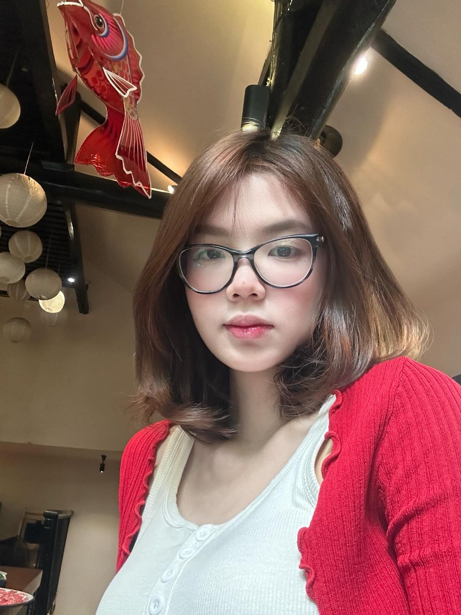 Trần Lưu Ly tweet media