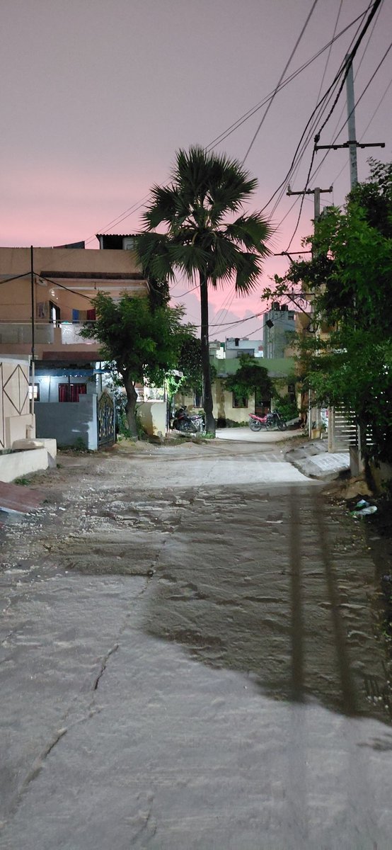 AppaaraoK's tweet photo. @ae_elec_cir28mk @GHMCOnline @amoh_c28 @Ynagaraju18 The issue is not rectified, this is the street towards the ssame lane of Sai Swapna Hospital. Please resolve the issue. https://t.co/pTtzzZINcU