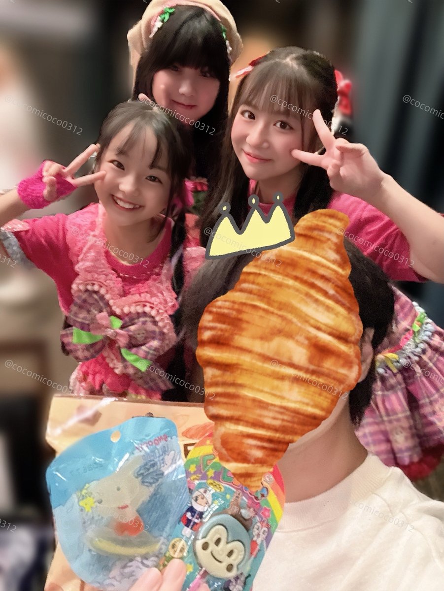 cocomicoco0312's tweet image. おつここ🍓

定期公演にお越しいただきありがとうございました❤️赤サイ、ユニットうれしかったᐡ т · т ᐡ💘
ありがとうございます❣️

🥐さんお誕生日だったので一緒にお写真撮りました👍🏻

おやすみ😴

#ちぃたんぼんばーず #ここみここ
#アイドル #赤色担当 #上から読んでも下から読んでもここみここ