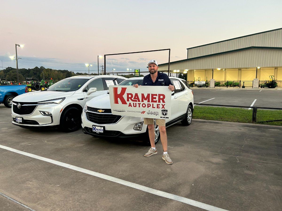 KramerAutoplex's tweet image. 🎉 Big congratulations to Lisa on the purchase of her stunning 2020 #ChevyEquinox! We're thrilled to welcome you to the #KramerFamily.

For great deals, don’t hesitate to reach out to Duane at Kramer Autoplex!
☎️ (936) 630-9206
🖥️ bit.ly/3KTvcPz

#Kramer #KramerAutoplex