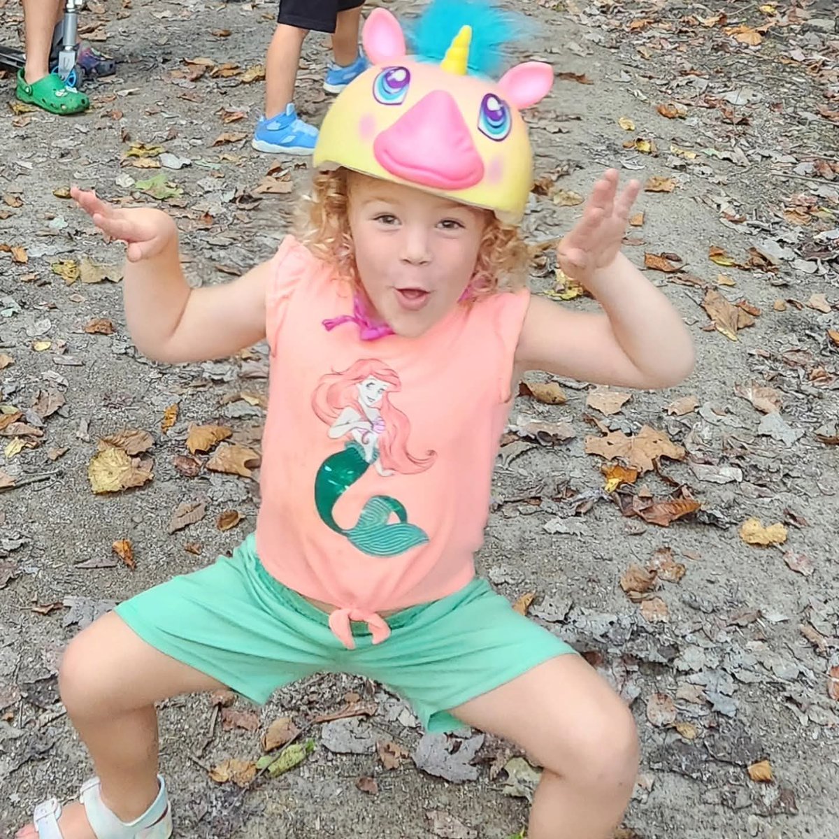 Happy birthday to our amazing little nut job. Braylynn there is never a dull moment with you and that's one of the things we love the most about you! Keep being freaking AWESOME!!! Happy 4th!!!!