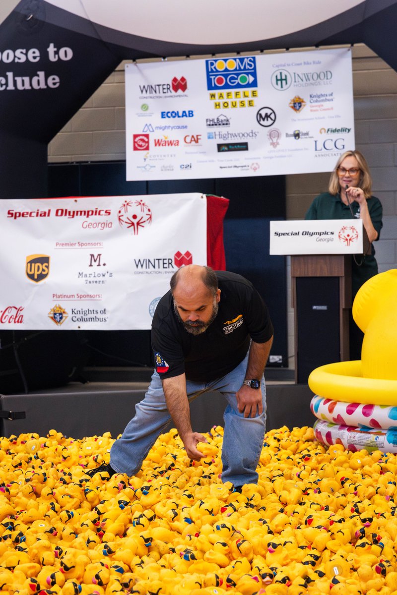 SOGAchampions's tweet image. #TakeUsBack to this year's Duck Pluck!  A heartfelt thank you to our 2025 Duck Pluck sponsors—your generous support fuels our mission. Thank you also to videographer Kevin Beasley for capturing the spirit of the day so beautifully. Everyone who adopted a duck, thank you!