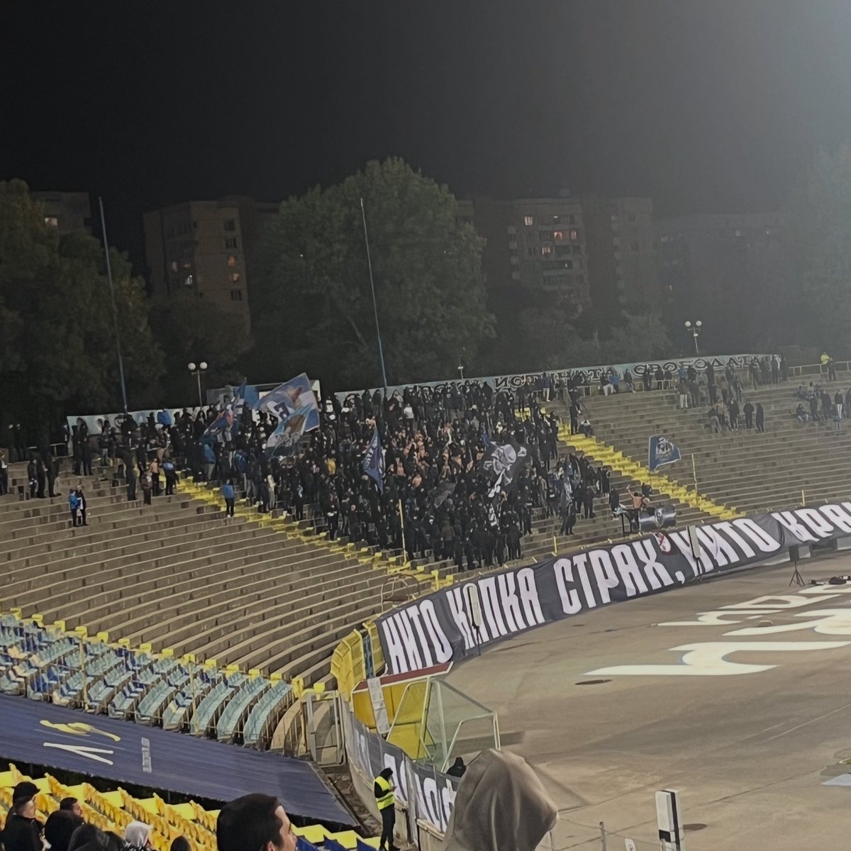 worldofootball0's tweet photo. Levski Sofia ultras  🇧🇬 

#levskisofia #levski #footballultras #awaydays #bulgaria https://t.co/lG0NJ7UNxw