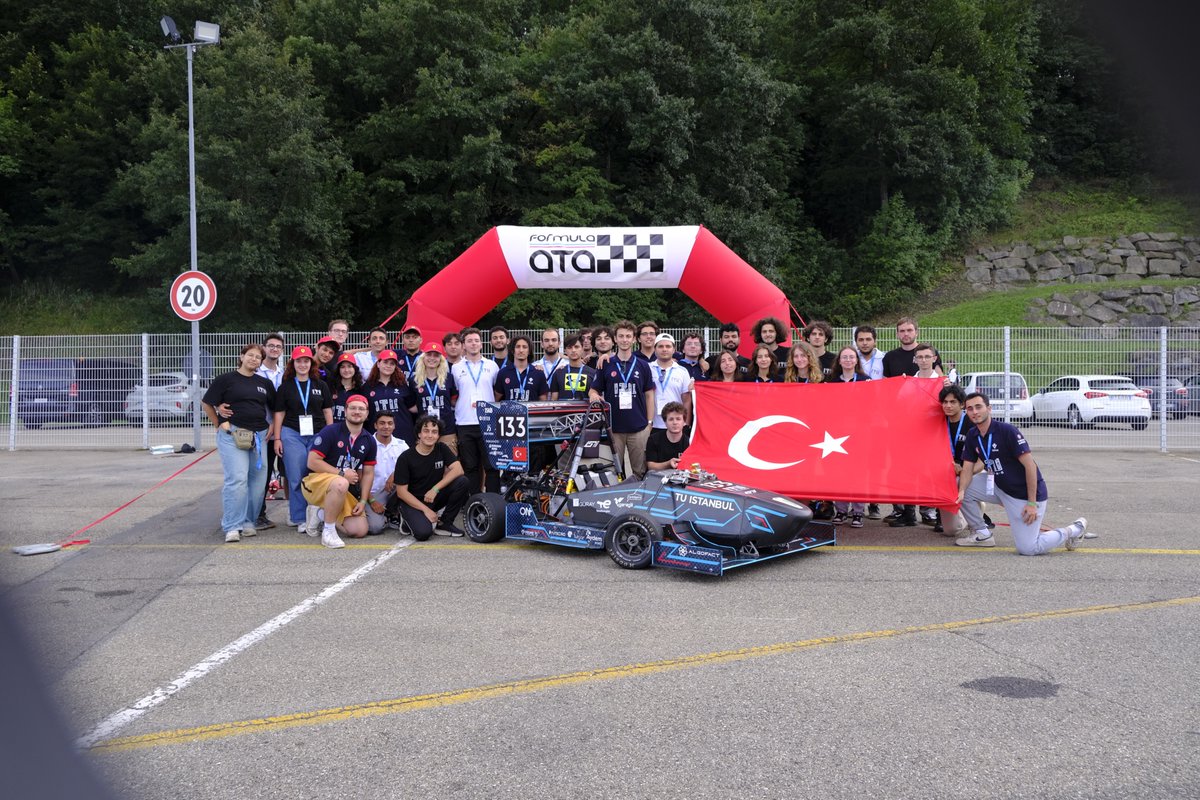 algofacttech's tweet image. İTÜ Racing Takımının Formula Student Italy 2025 Yolculuğuna Destek Vermekten Gurur Duyduk!
Yarış sürecindeki başarılarının devamını diliyor ve emek veren tüm takım arkadaşlarını bir kez daha gönülden kutluyoruz. Birlikte daha ileriye! 
#İTÜRacing #FSAEItaly2025 #Algofact