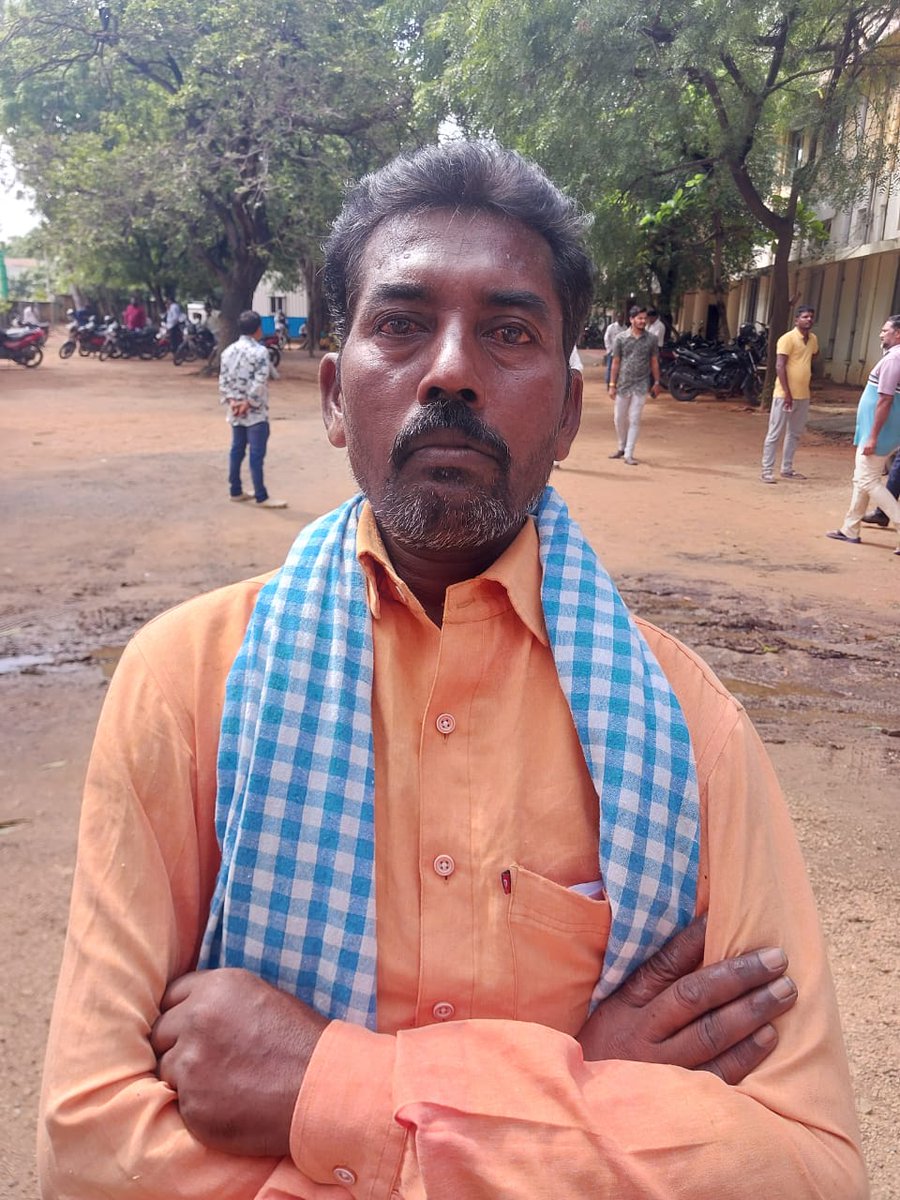 డ్రంక్ అండ్ డ్రైవ్‌పై చర్యలు
కామారెడ్డి జిల్లాలో మద్యం సేవించి వాహనం నడిపిన 17 మందిపై చర్యలు.
👉 కామారెడ్డి టౌన్ &amp; దోమకొండ PS‌లలో ఒక్కొక్కరికి 1 రోజు జైలు +₹1000 జరిమానా
👉 మిగతా 15మందికి ₹1000 జరిమానా
“మద్యం తాగి డ్రైవ్ చేస్తే, గమ్యం కాదు — ప్రమాదమే చేరుతుంది.”
#DrunkAndDrive