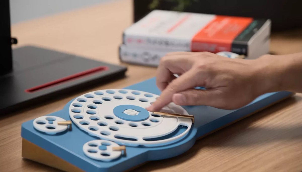 nwtls's tweet photo. Though there are a number of different layouts for computer keyboards – such as QWERTY, AZERTY, DVORAK and so on – most have rows of keys that you pu…
https://t.co/thnmMBUibx
#GoogleKeyboard #CircularInput #GoogleJapan #InnovativeInput https://t.co/VzKa1EagSE