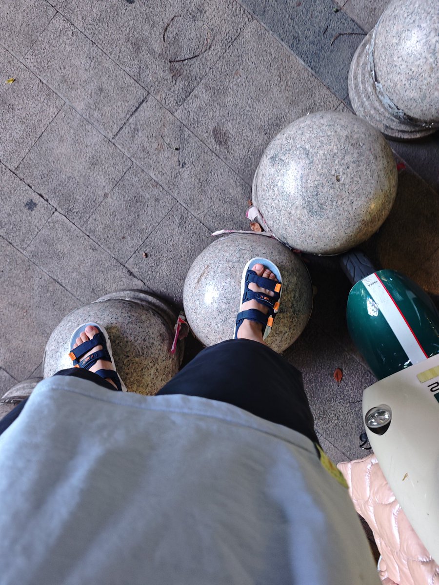 这个灯光下jiojio好鲜嫩