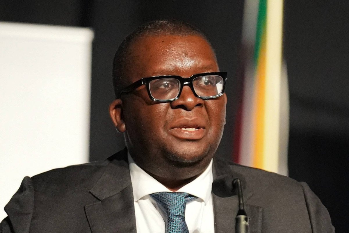 kzncogta's tweet photo. MEC Buthelezi challenged CIGFARO to lead in professionalising public finance, proposing a joint credentialing framework and registry of professionals — with a de-listing system for misconduct. 🏛️ #KZNCogta #CIGFARO2025 #EthicalGovernance #CleanAdministration https://t.co/9Yfzv98sdl