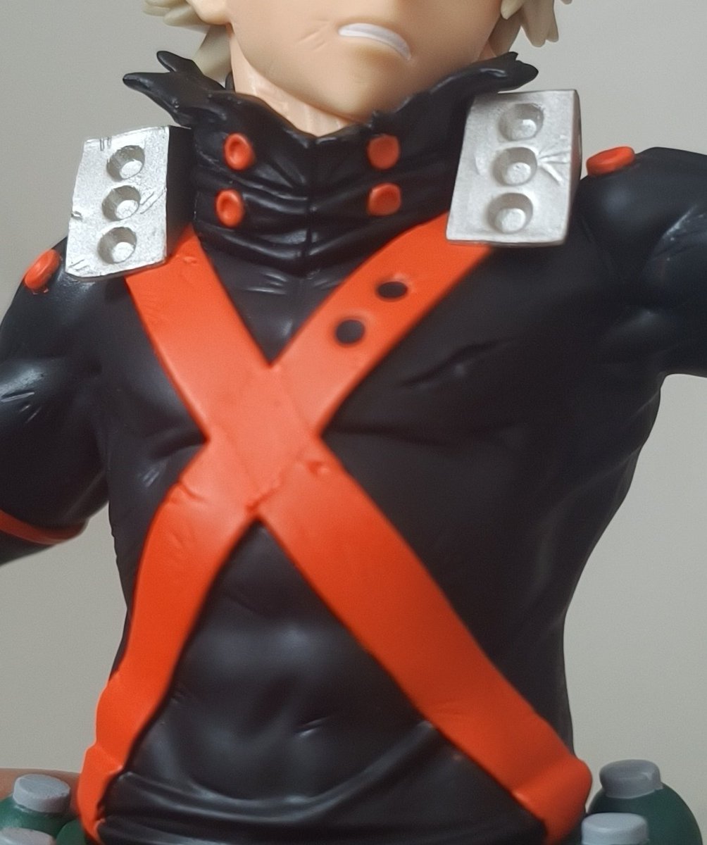 knyslut9's tweet photo. Important details: Kacchan's abs and back muscles https://t.co/Qe1AAd3QJW