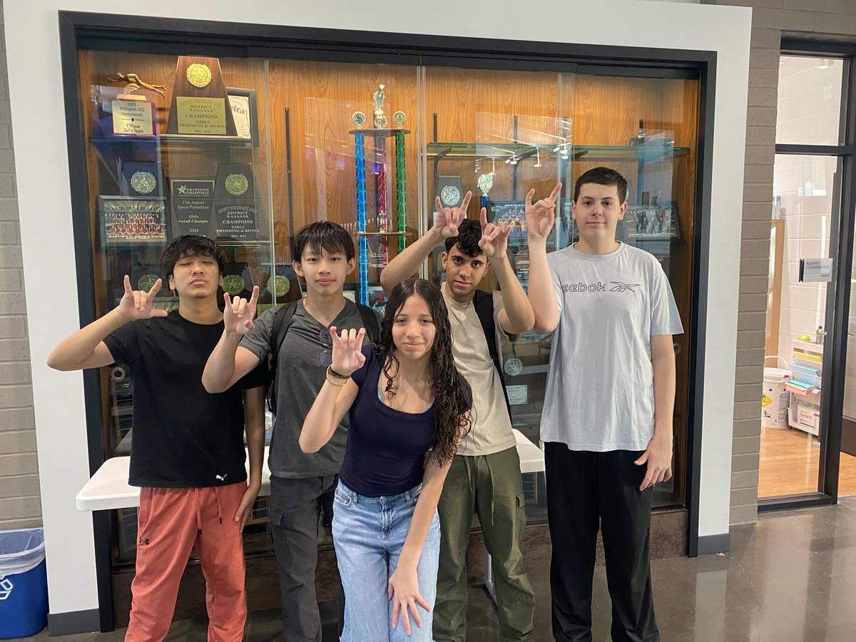 Small group of swimmers this morning sending BIG win vibes to our Cougar tennis today as they compete in playoff matches at TCU! <a href="/Seguin_Tennis/">Seguin Tennis</a> <a href="/Seguin_cougars/">Seguin athletics</a> <a href="/JuanSeguinHS/">Juan Seguin HS</a>