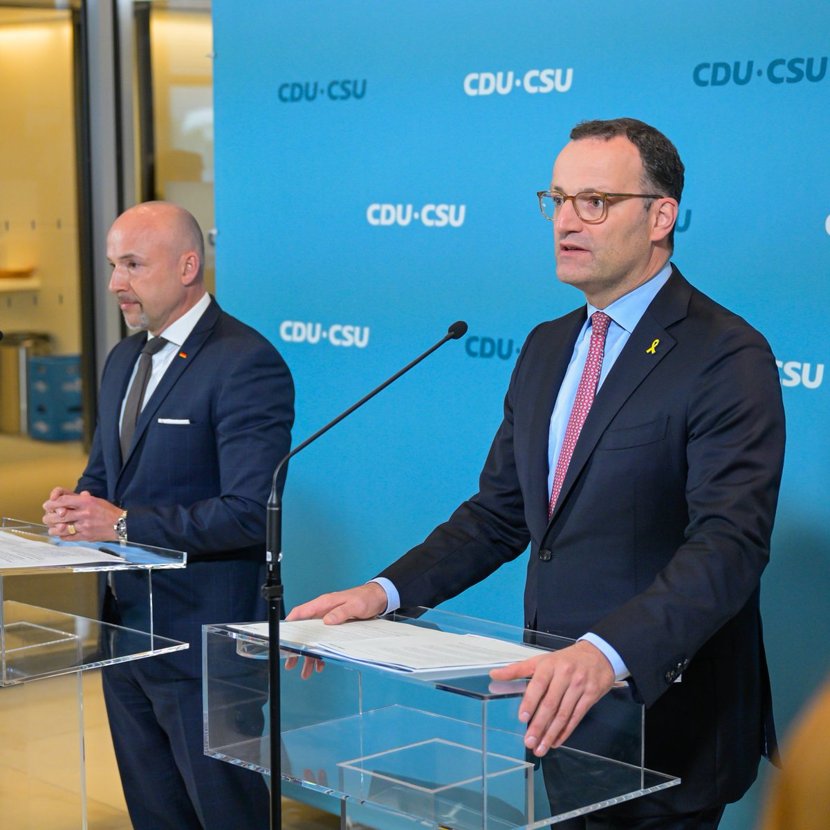 cducsubt's tweet image. „Baugenehmigungen sollen schneller möglich werden. (...) Unser Ziel ist, dass schneller &amp;amp; günstiger mehr gebaut wird, damit Wohnungen, die Eigentumswohnungen oder das Eigenheim auch wieder bezahlbarer werden für viele Familien in Deutschland, die aktuell sich sehr schwer tun…