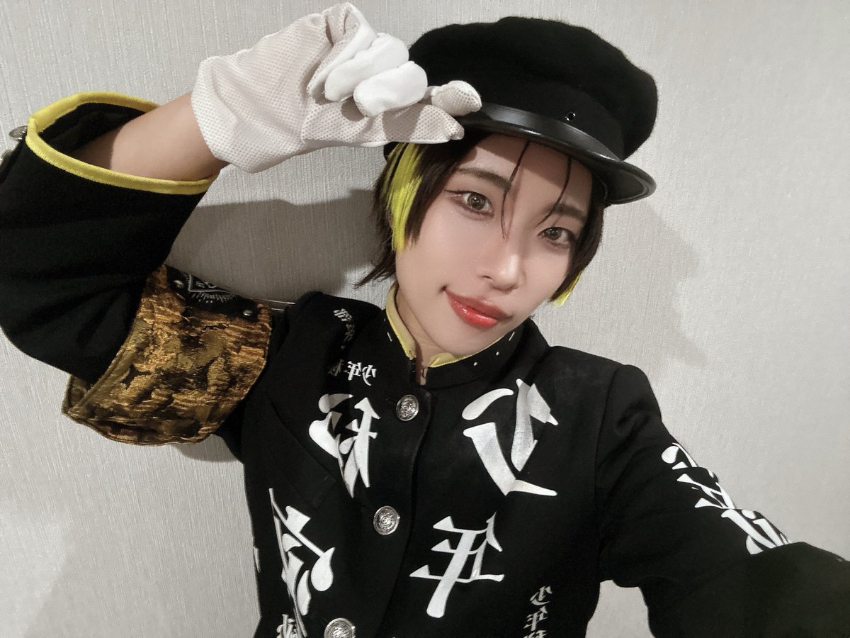 passion_tatsuki's tweet photo. PANBEさん主催 #PANJAM 🍞🍓
平日のお仕事終わりに会いに来てくれて
ありがとう🙌
素敵な皆さんのライブを見て沢山学ぶことがあって、僕ももっともっとかっこよくなる為に頑張る🔥🤨Go for はぴねす!
新しい出会いも嬉しかった^^
楽しい10月にしようね!
次は9日主催の対バンで🎃
#少年秘密倶楽部 https://t.co/tTT7h81M2s