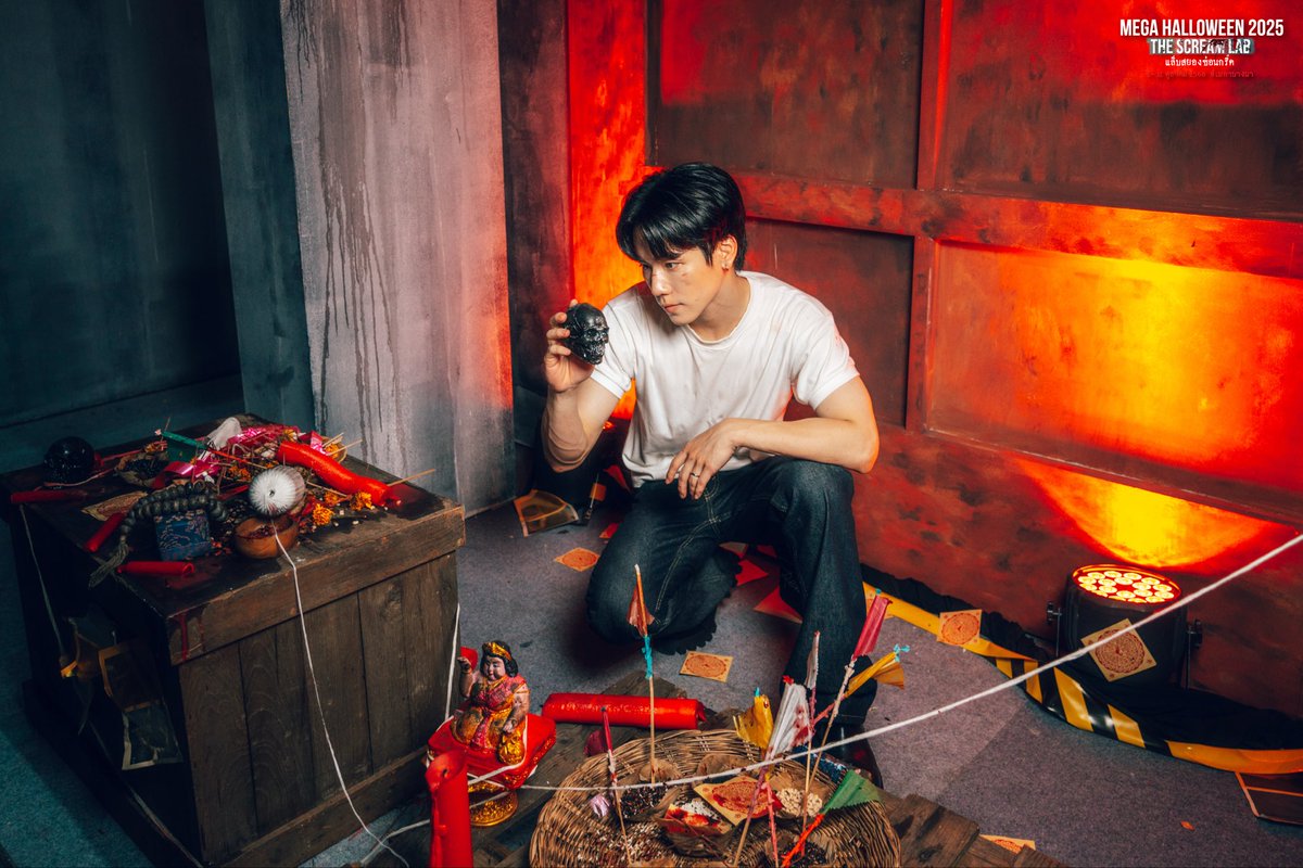 thuntio7988's tweet photo. พี่จะปราบผีให้สิ้นซาก!!🫵
#MegaHalloween2025xWarWanarat #warwanarat @warwanarat W.Wanarat
#MEGAHALLOWEEN2025
#THESCREAMLAB #แล็บสยองซ่อนกรี๊ด
#Megabangna https://t.co/vUYtW9ag2r