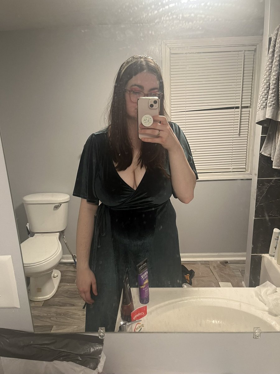 eggslane's tweet image. Kansas City 2024 TTPD release to
Kansas City 2025 TLOAS release 
#TStheLifeofAShowgirl