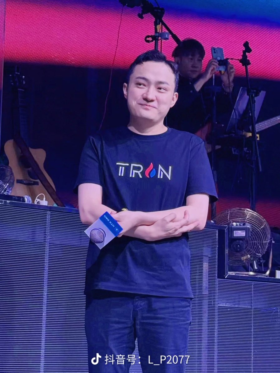 WsasWorld's tweet photo. TOKEN2049 Singapore Summit, successfully concluded, new era, new track, WEB3.0 jump WEB4.0, DAI era, gather with WIKI, please get on the bus！ https://t.co/AihqqVaogV