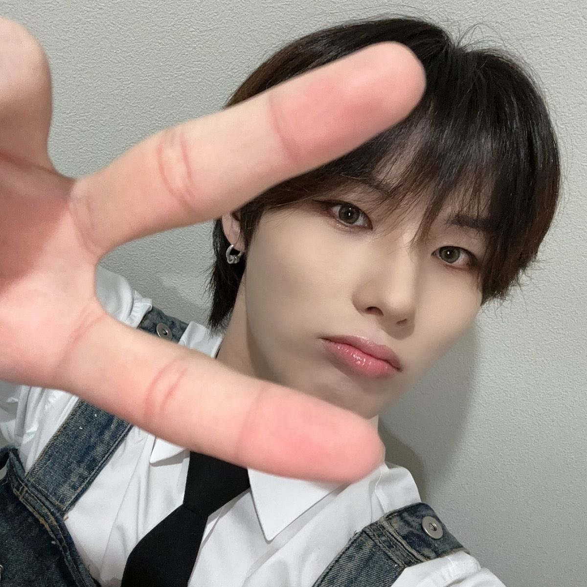 nyxanury's tweet photo. haven’t done or seen an elring selca day is so long! let’s start it back up!!
#ELAST #엘라스트 #elringselcaday #ELSD #엘링 #Wonhyuck #원혁 @ELASTofficial https://t.co/2RTeGFWb6v