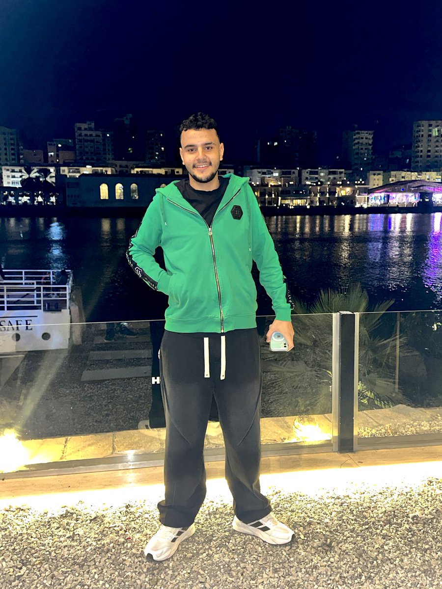 YOUSEFHISHAM22's tweet photo. 🖐🏻 https://t.co/rp6Vjowxgn